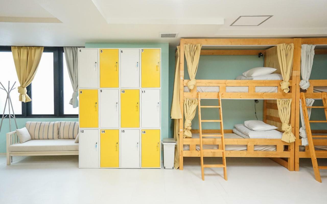 Dian Hostel/Guesthouse Namba โอซาก้า ภายนอก รูปภาพ
